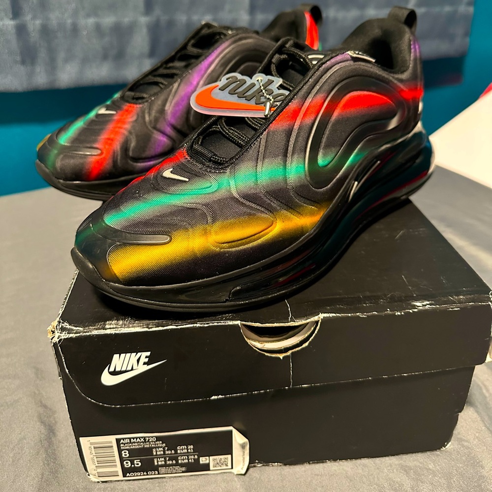 Nike air max 720 ( Black Neon Streaks) (((SOLD))))